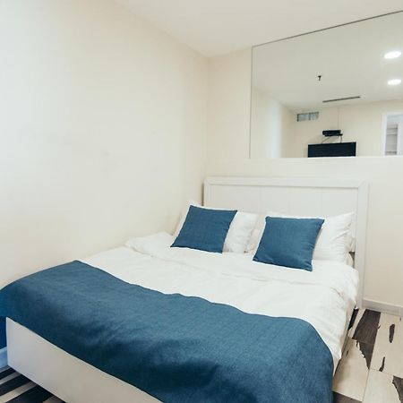 Almog Beach Apartments מגדלי חוף הכרמל חיפה المظهر الخارجي الصورة