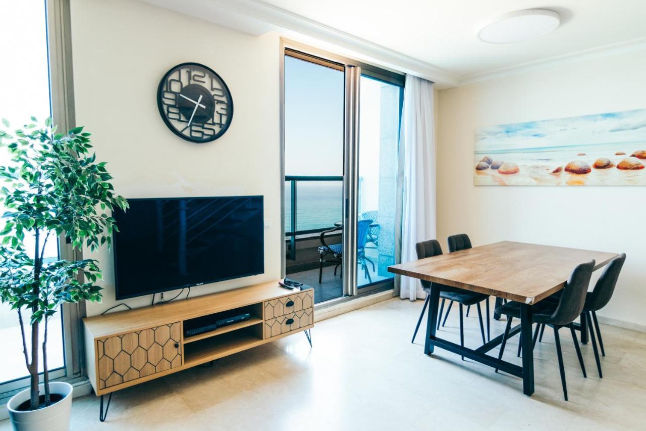Almog Beach Apartments מגדלי חוף הכרמל חיפה المظهر الخارجي الصورة