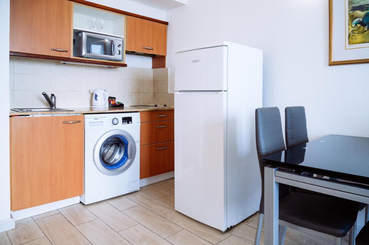 Almog Beach Apartments מגדלי חוף הכרמל חיפה المظهر الخارجي الصورة