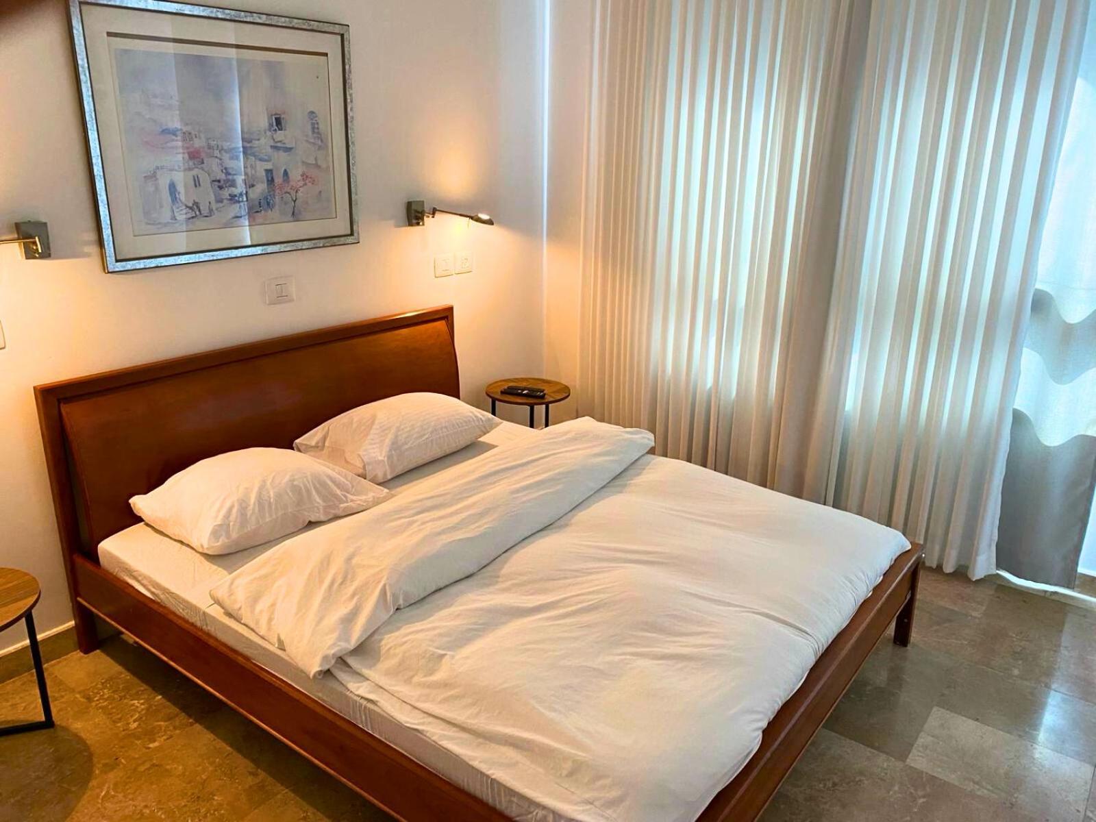 Almog Beach Apartments מגדלי חוף הכרמל חיפה المظهر الخارجي الصورة